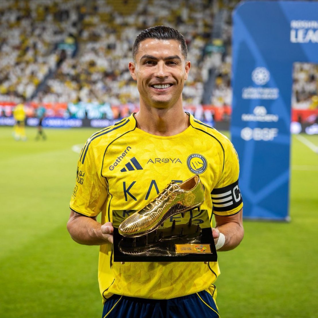 Cristiano Ronaldo receives Golden Boot as Al-Nassr defeats Al-Kholood