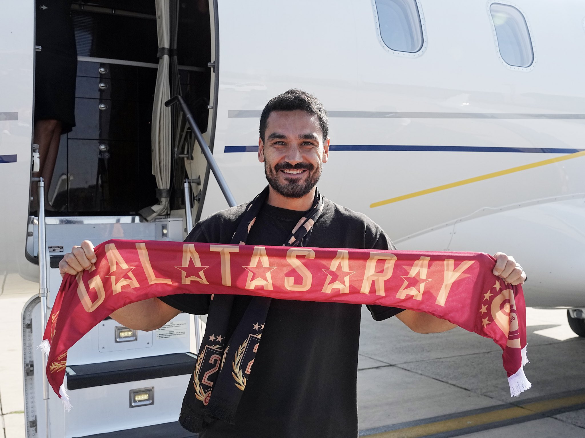 Galatasaray sign IIkay Gundogan from Man City on free transfer