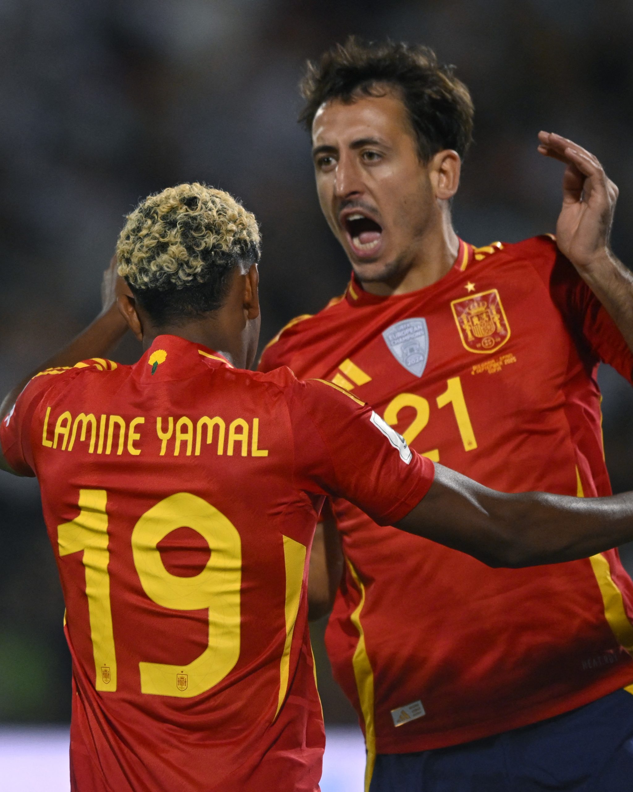Spain defeat Bulgaria 3-0 in opening World Cup qualifier
