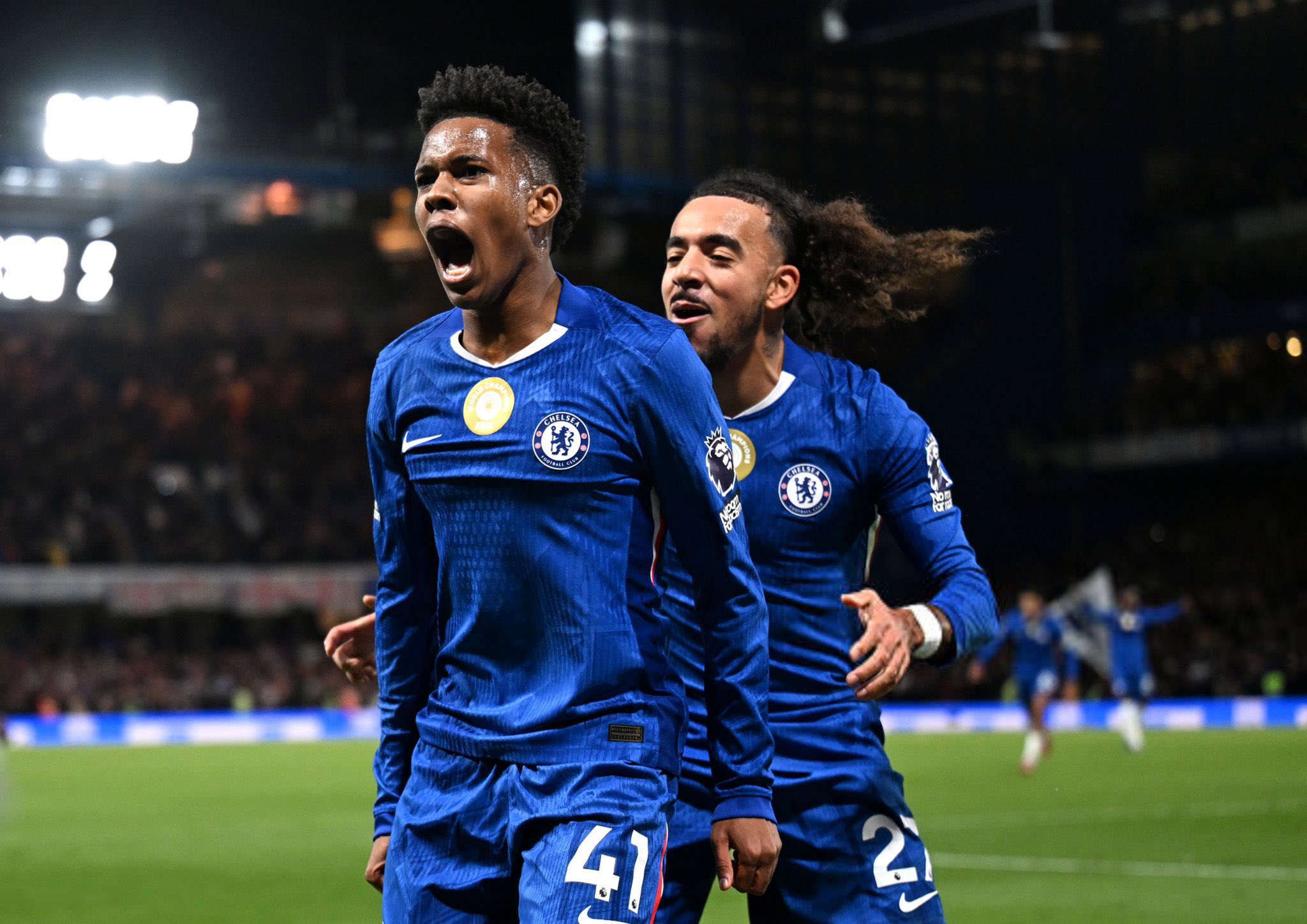Chelsea get thrilling statement win against Liverpool